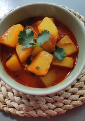 A picture of Aaloo Rasedar😋.