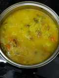 Cocido con codillo y fideos