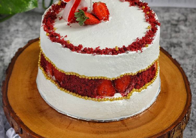 Red Velvet Faultline Cake