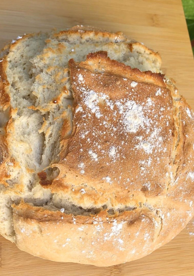 Una foto de Pan casero súper fácil 🥖