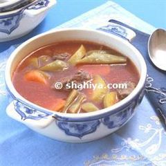 A picture of Lebanese Vegetables and Meat Soup.