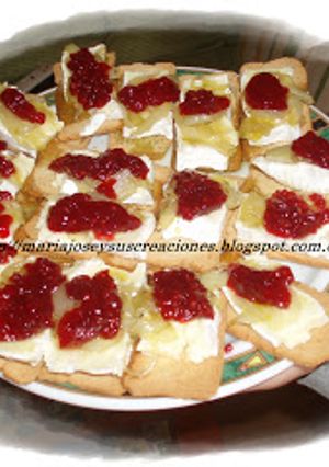 Una foto de Canapes con Camembert