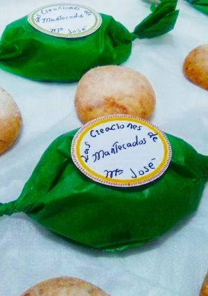 Una foto de Mantecados de vino dulce, sin gluten 