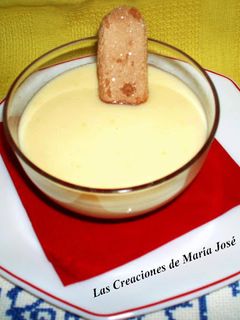 Una foto de Mousse de naranja