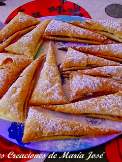 Una foto de Triángulos de dulce de leche