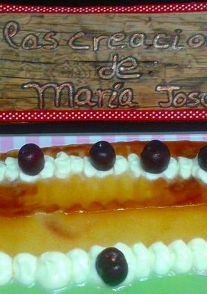 Una foto de Flan de té verde cereza japonesa