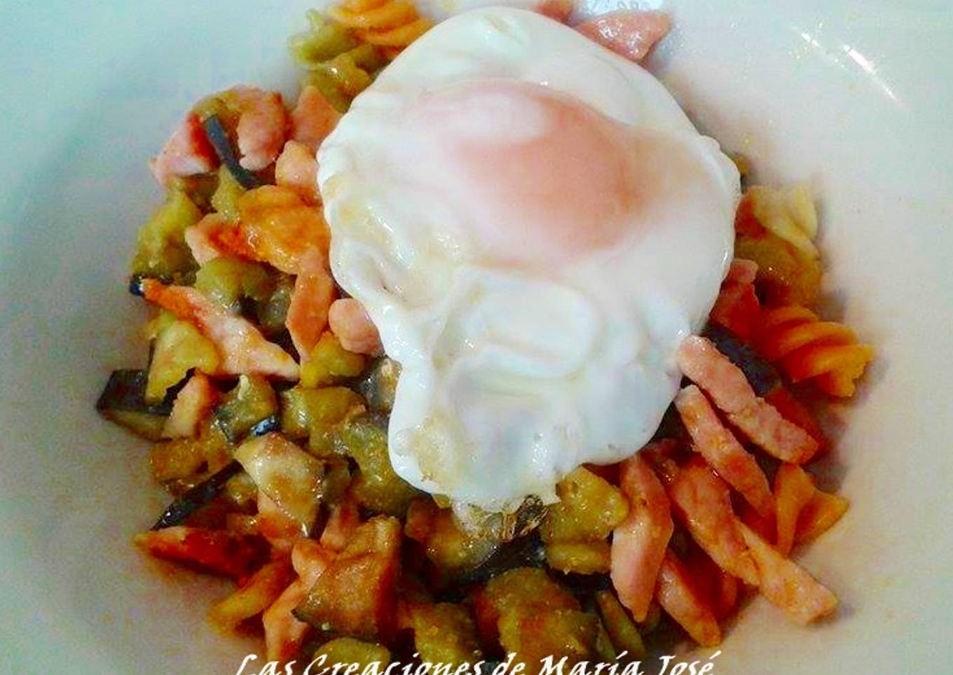Salteado de berenjena y lomo