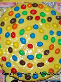 Una foto de Tarta M&M's