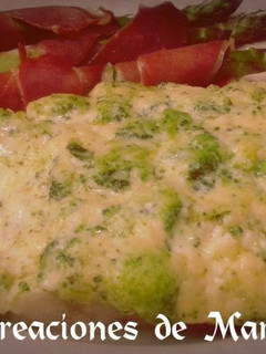 Una foto de Abadejo en salsa de brócoli