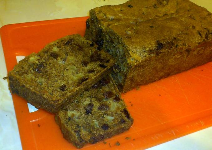 Easiest Way to Prepare Favorite apple and cinnamon raisin cake