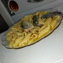 A picture of Macaroni jollof.