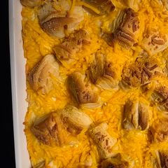 A picture of Quick Cheesy Chicken Biscuit Casserole.
