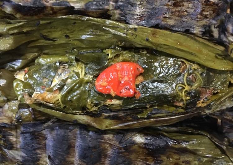 Pepes Bakar ikan kembung dan Bandeng