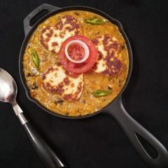 A picture of Paneer Lajawab.