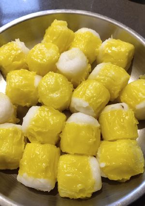 A picture of Steamed Siomai.