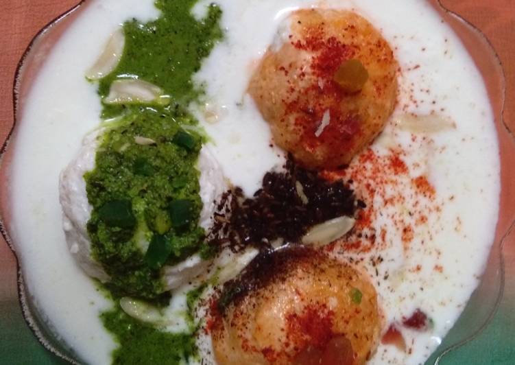 Tricolor Bread Dahi bhalla
