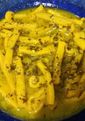 Una foto de Calamares en salsa