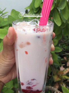 Foto resep Iced Korean Strawberry Milk