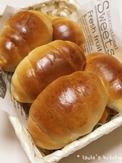 A picture of Fluffy Butter Rolls.