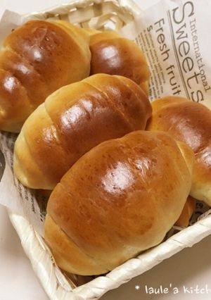 A picture of Fluffy Butter Rolls.
