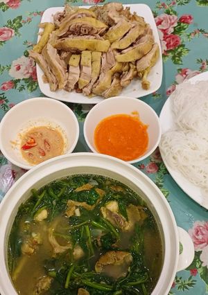 Hình của món Bún vịt cho ngày Tết Đoan Ngọ.