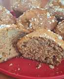 Muffin de harina integral, con manzana, pasas y nueces