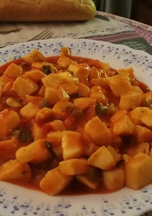 Una foto de Potón con pisto fácil y rápido