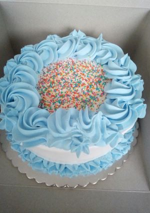 A picture of Basic Vanilla cake.