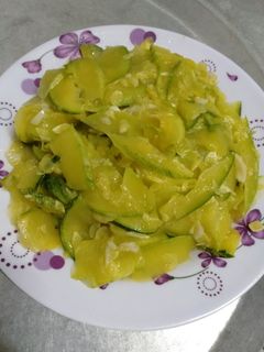 Hình của món Bí non xào tỏi.