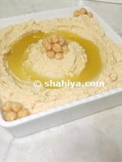 A picture of Traditional Hummus.