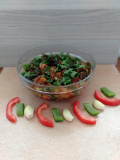 ભીંડા બટાકા કેપ્સિકમ નું શાક (Bhinda Bataka Capsicum Shak Recipe In Gujarati) રેસીપી મુખ્ય ફોટો