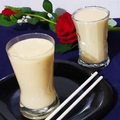 A picture of Papaya Banana Smoothie.