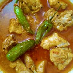 Shan chicken achar A picture of Shan chicken achar.