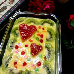 A picture of Old Fashioned Bread Custard pudding.