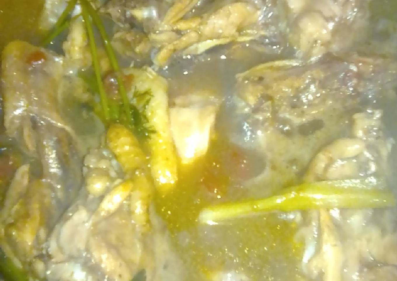 Pollo con cola de res Maggie