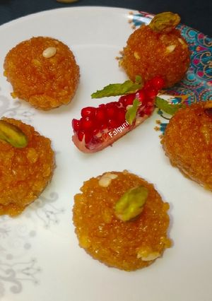 મોતિચૂર લાડુું (Motichur ladoo recipe in Gujarati) રેસીપી મુખ્ય ફોટો