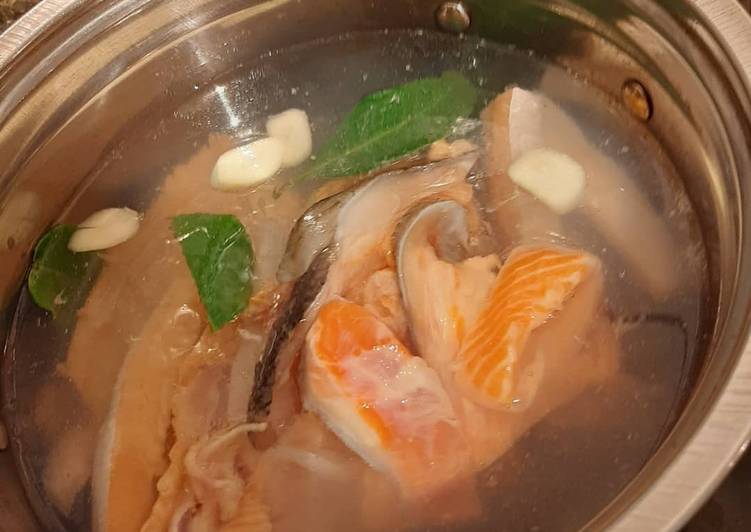 Resep Kaldu ikan salmon mpasi 6bulan Anti Gagal