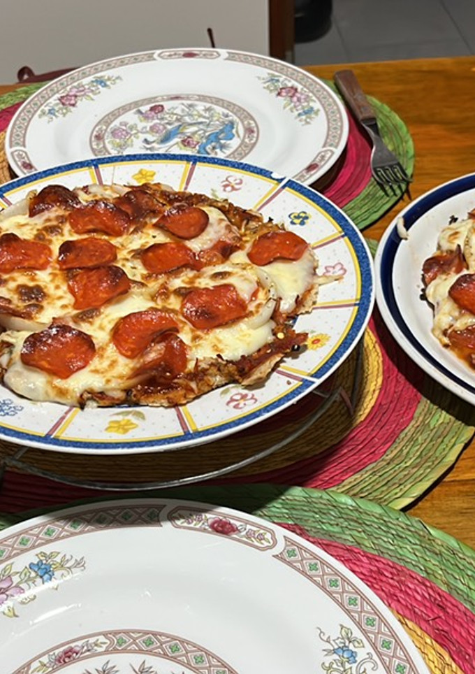Una foto de Pizza con masa de avena