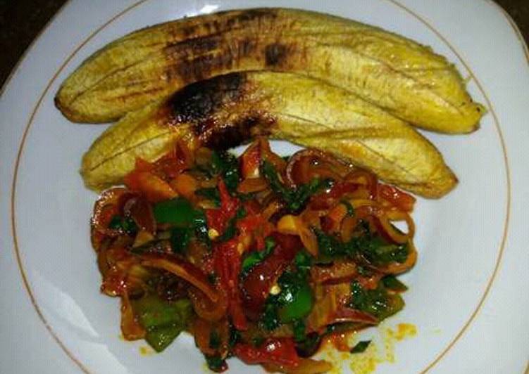 Easiest Way to Make Appetizing Oven Grilled Plantain and Utazi Sauce Cooking Basics for Newbies