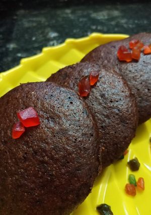 A picture of Chocolate Idli Cake.
