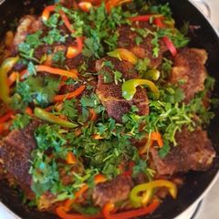 A picture of Cabbage fish with capsicum.