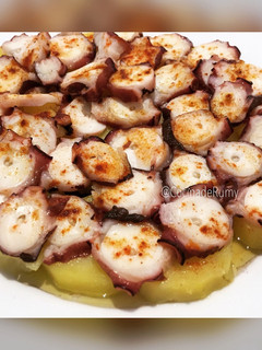 Una foto de Pulpo a la gallega🐙