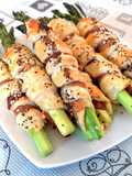 Sfiziosi riccioli di sfoglia con asparagi e speck