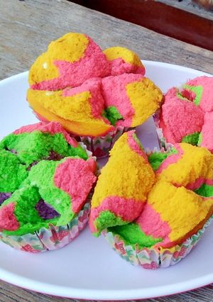 Foto resep Bolu Kukus Mekar Rainbow