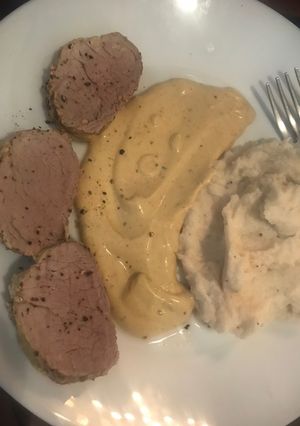Sertésszűz fehérrépával, mustáros mártással recept fotója