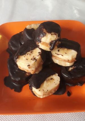 Foto resep #310.Frozen Chocolate-Dipped Peanut Banana Bites (3 items Only)
