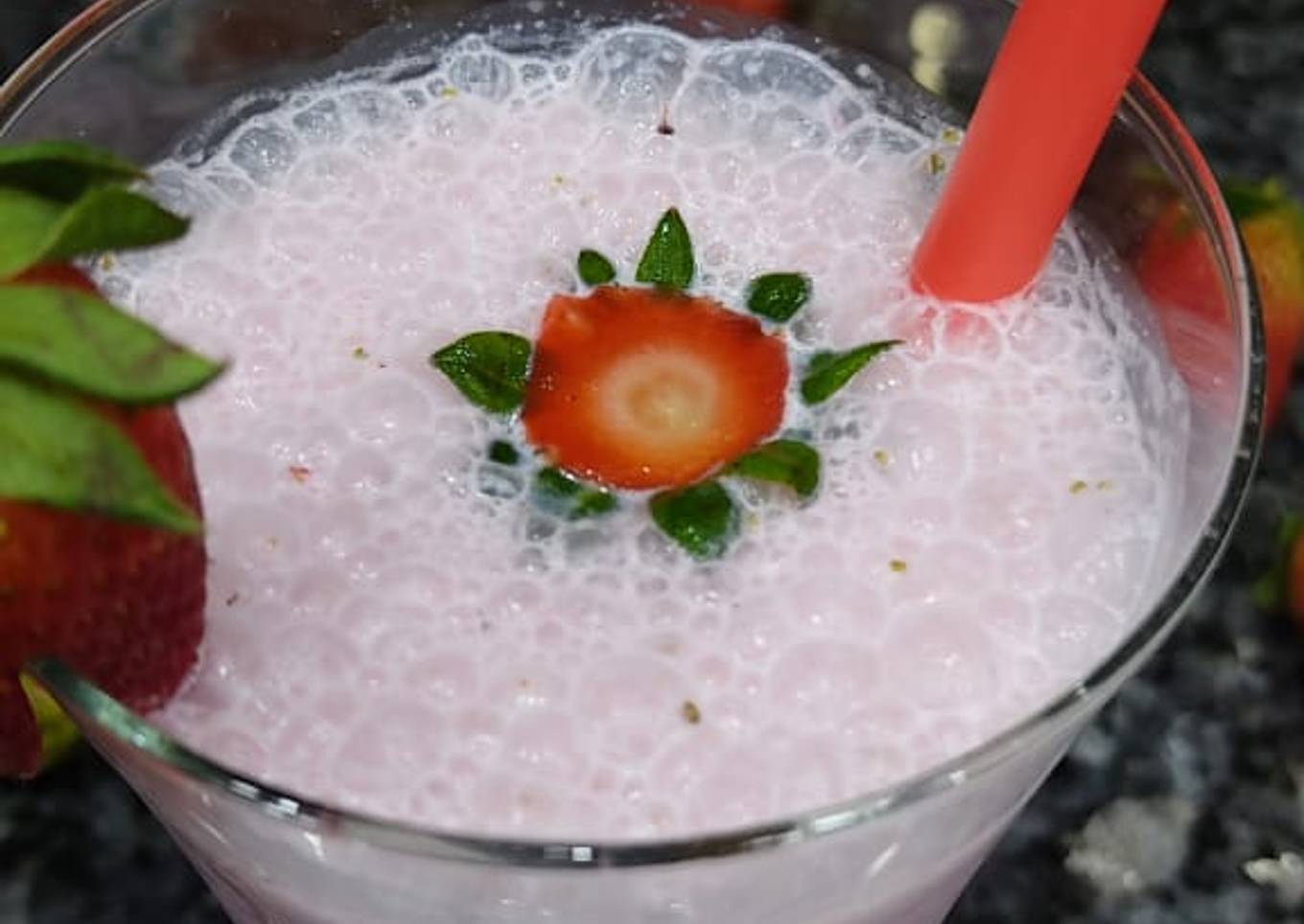 Creamy strawberry and banana smoothie