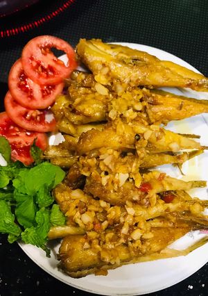 Hình của món Cá đùi gà rim tỏi 🐠🍗.