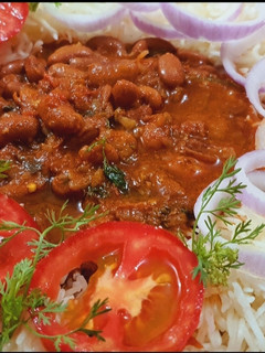 राजमा चावल (Rajma Chawal recipe in hindi) रेसिपी मुख्य फोटो