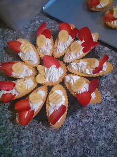 صورة لوصفة تارتولات الفواكه والكرام ديسار❤️👌🫶🍓🍌🍮